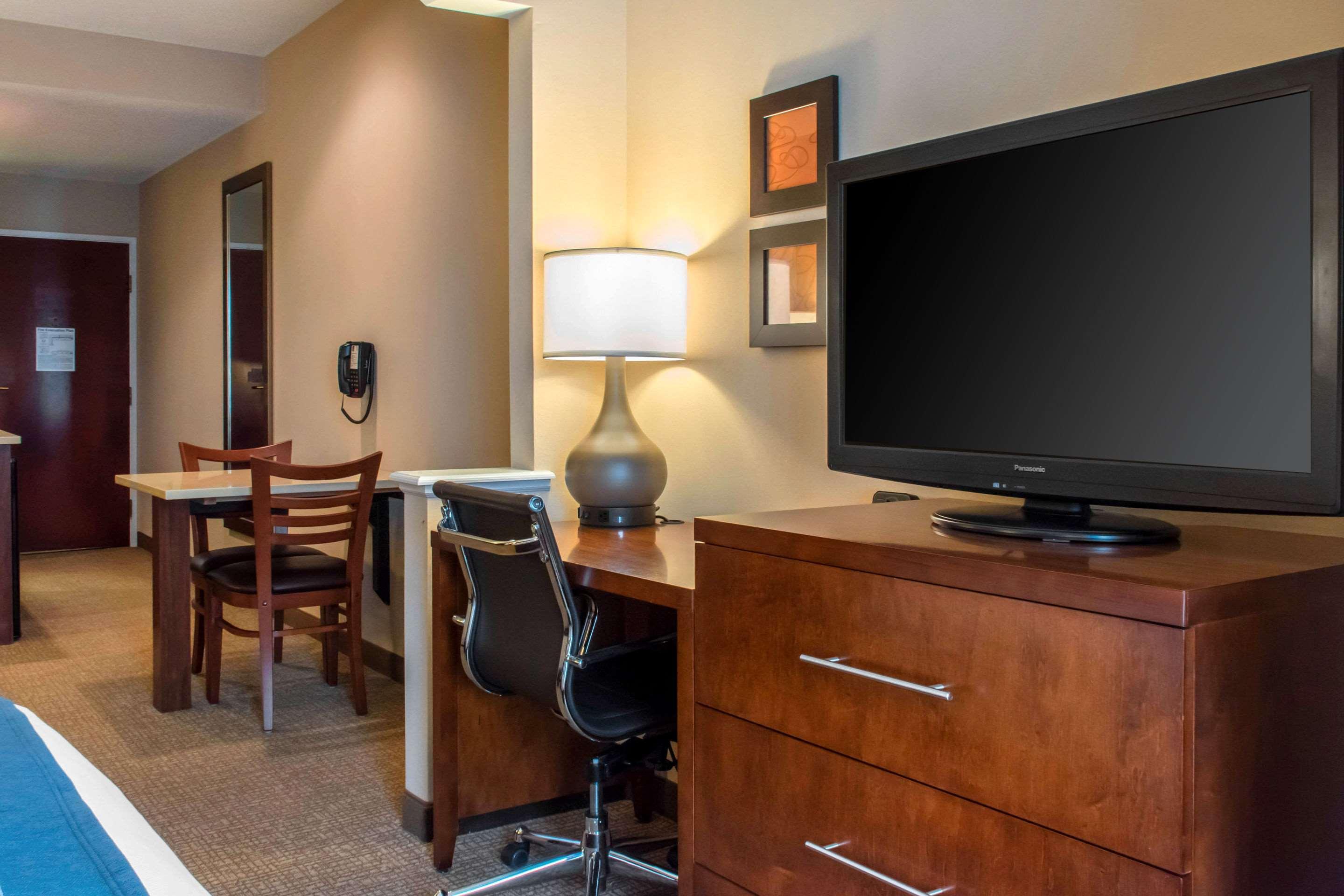 Comfort Suites Scranton Near Montage Mountain Εξωτερικό φωτογραφία