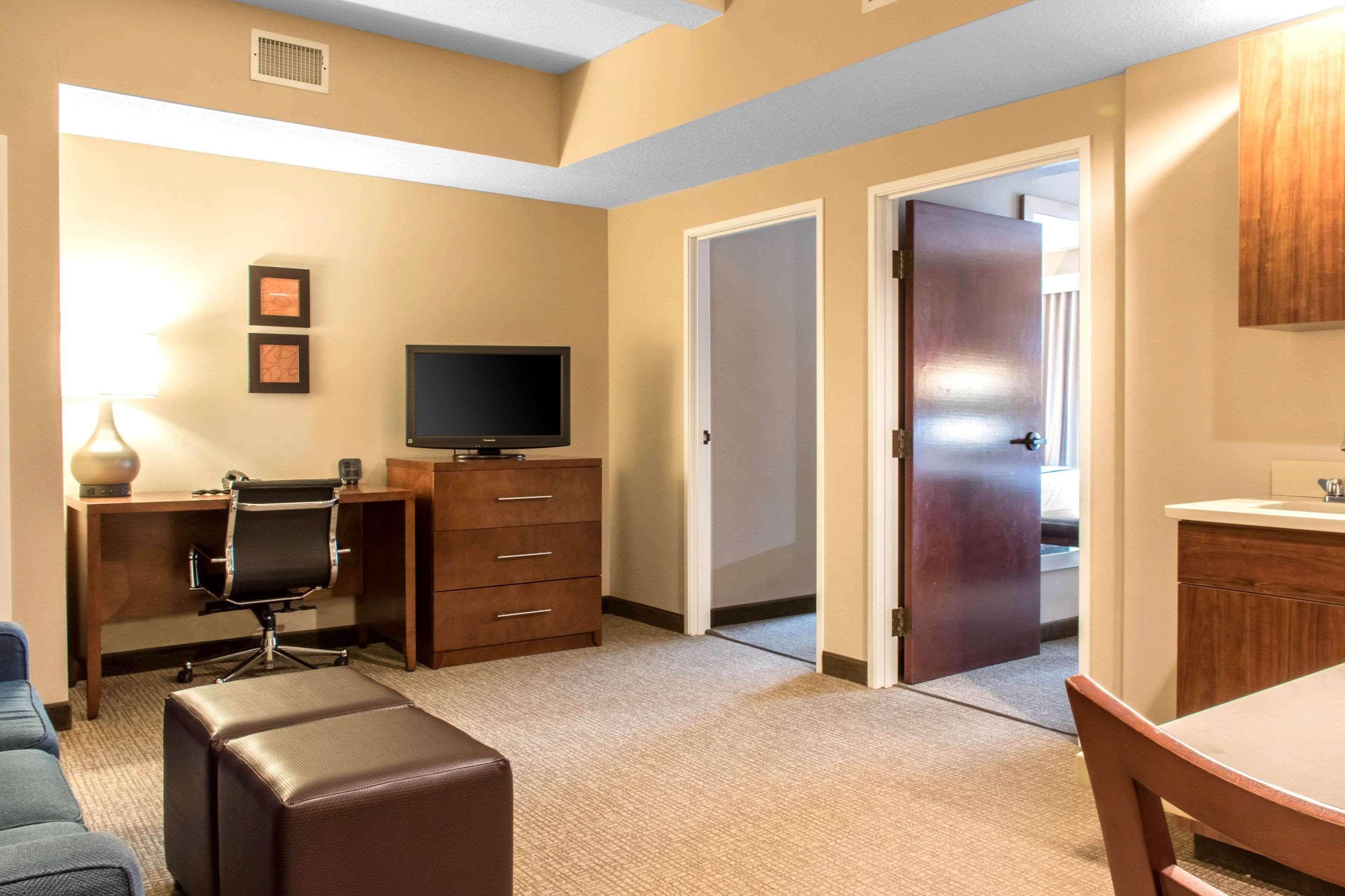 Comfort Suites Scranton Near Montage Mountain Εξωτερικό φωτογραφία