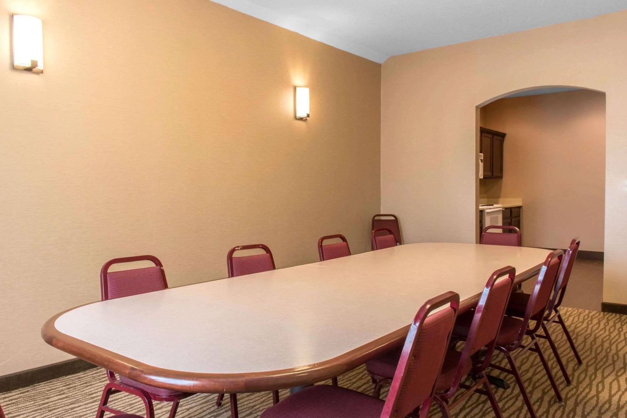 Comfort Suites Scranton Near Montage Mountain Εξωτερικό φωτογραφία