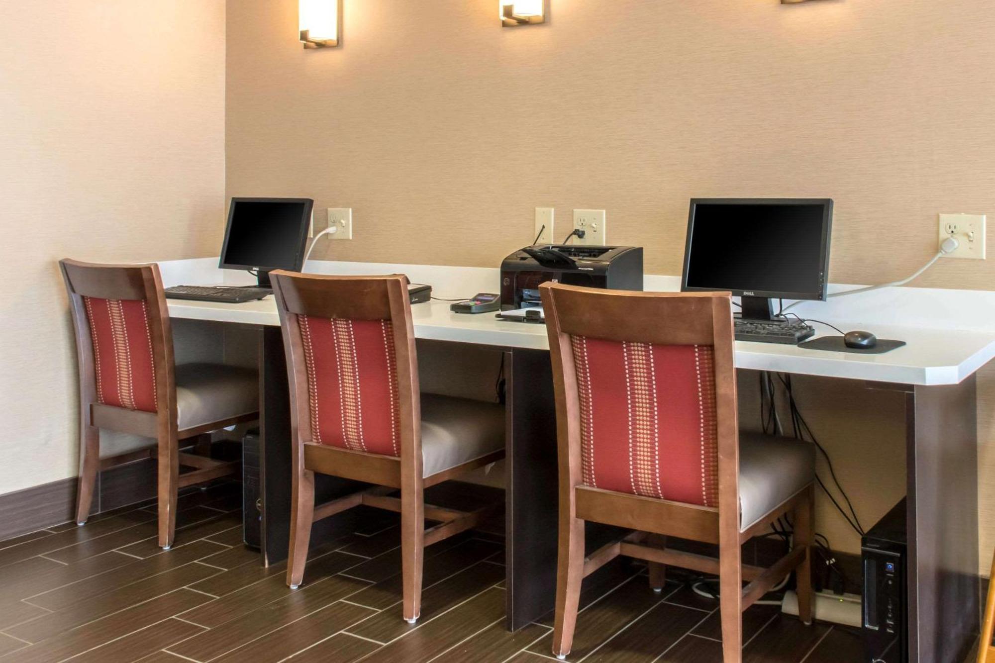 Comfort Suites Scranton Near Montage Mountain Εξωτερικό φωτογραφία
