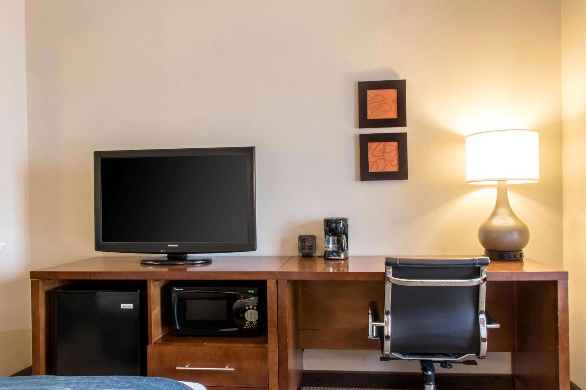 Comfort Suites Scranton Near Montage Mountain Εξωτερικό φωτογραφία